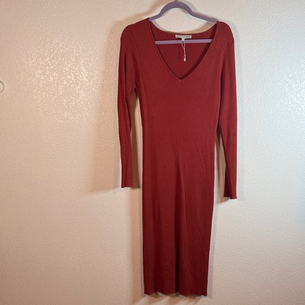 Baltic Born Rust V Neck Ribbed Knit Long Sleeve MIDI Dress Size Large